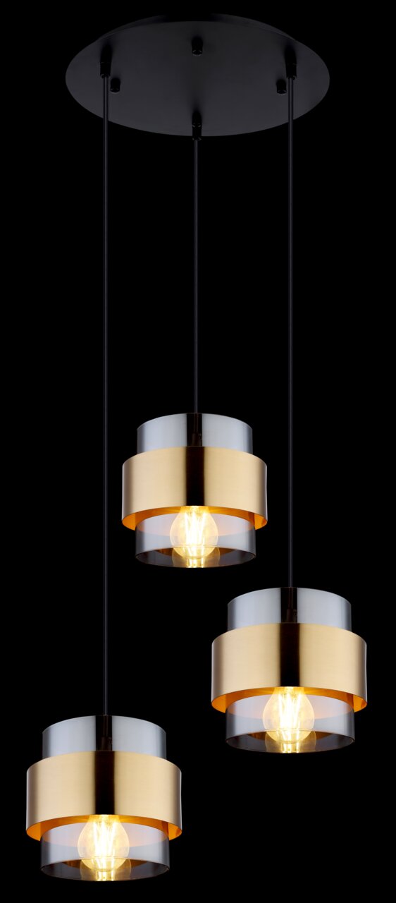 Moderne Hängeleuchte mit drei zylindrischen Lampenschirmen in Gold und Schwarz, von unten betrachtet.