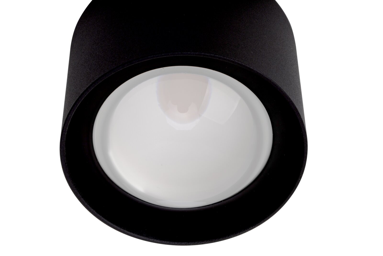 Novel LED-Spotkopf STRAHLER Nahaufnahme eines LED-Spotkopfs in schwarzem Gehäuse, von unten betrachtet.