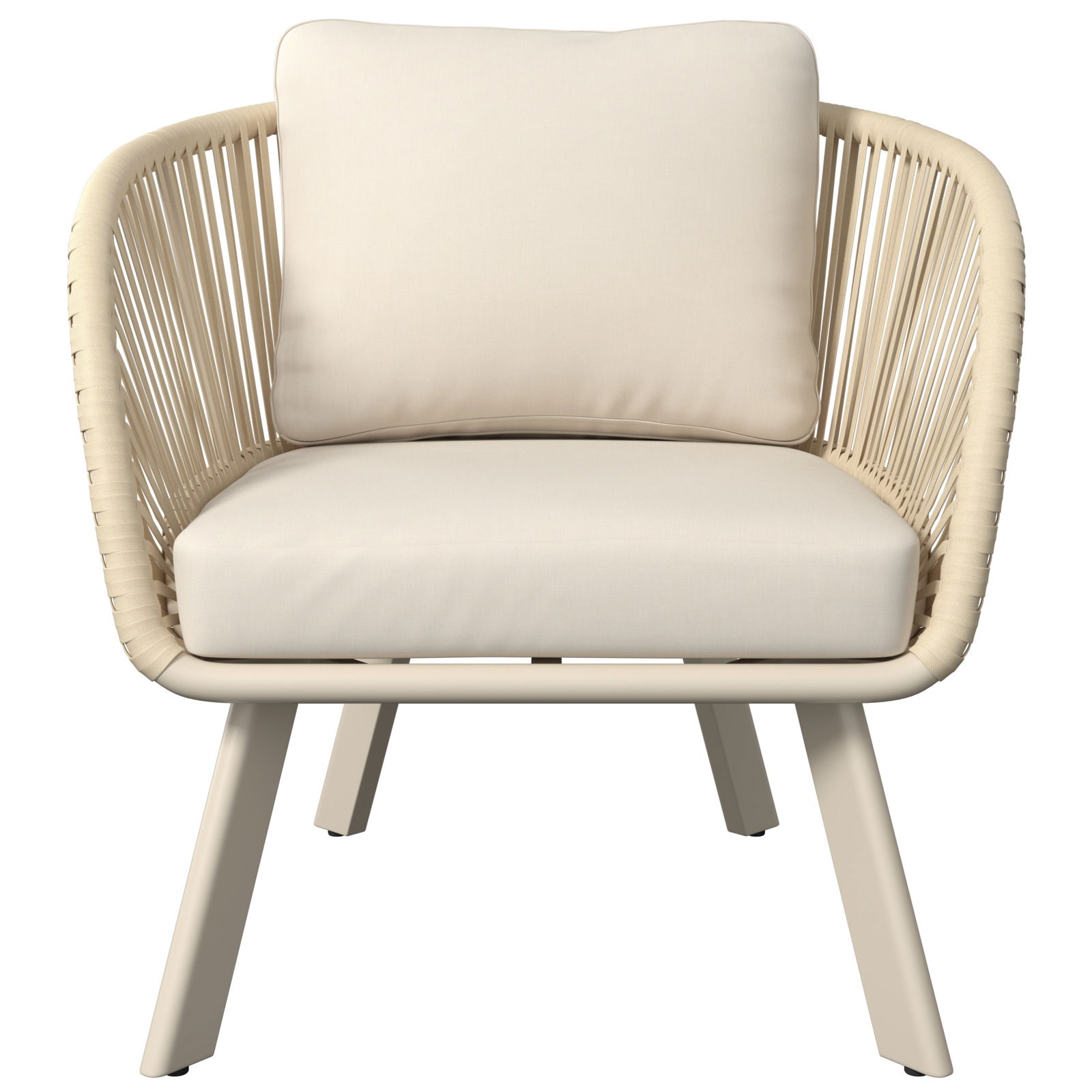 Frontansicht eines beigen Loungesessels mit Kissen und geflochtenen Armlehnen.