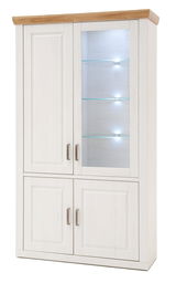 Kombi-Vitrine in weiß mit Holzdetails, linke Perspektive, beleuchtete Glasregale