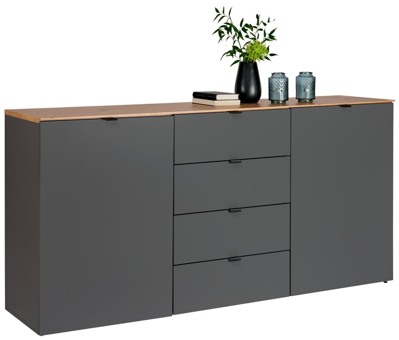 Hom´in Dressoir DIANA Graues Sideboard mit Holzplatte, vier Schubladen und zwei Türen, dekoriert mit Pflanzen und Kerzen, seitliche Perspektive
