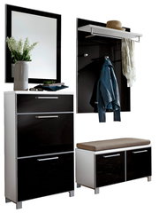 Modernes Garderoben-Set in Schwarz und Weiß, bestehend aus einem Spiegel, einer Kommode, einer Sitzbank mit Stauraum und einer Wandgarderobe mit Haken und Ablage. Frontalansicht.