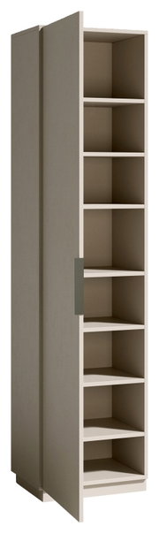 Hoher, schmaler Schrank mit geöffneter Tür und mehreren Einlegeböden, in hellen Beige-/Grautönen, freigestellt auf weißem Hintergrund, gezeigt in schräger Frontansicht von links.