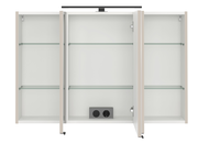 Spiegelschrank mit drei offenen Türen, zwei Glasböden und integrierter Steckdose, Frontalansicht