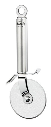 Pizzaschneider aus Edelstahl mit ergonomischem Griff, seitliche Ansicht