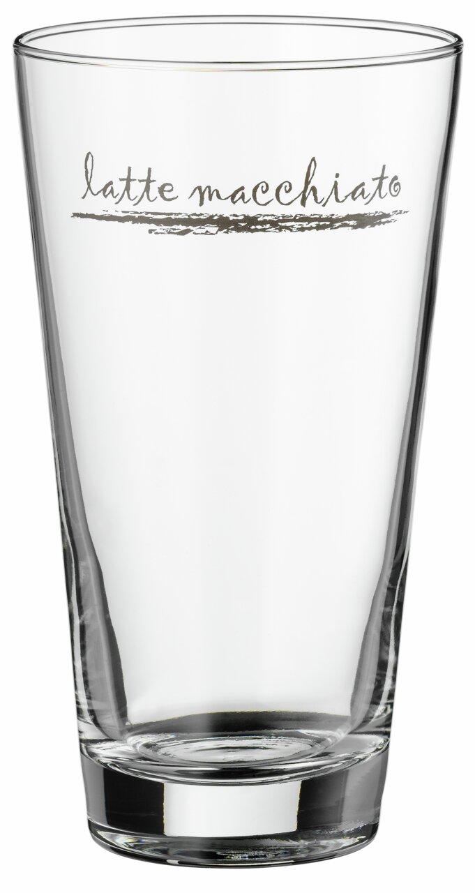 Een latte macchiato-glas, van voren gefotografeerd, met het opschrift 'latte macchiato' in een elegant lettertype.