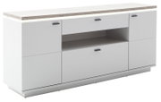 Modernes Sideboard/TV-Lowboard in Weiß mit grauen Fronten, Holzoptik-Deckplatte und mittlerem offenen Fach, leicht schräg von vorne links fotografiert