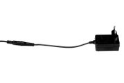 Netzteil mit Kabel, seitliche Perspektive