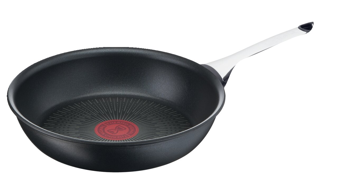 Tefal Bratpfanne 24 cm Excellence Bratpfanne Excellence 24cm in schräger Perspektive mit schwarzer Antihaftbeschichtung und ergonomischem Griff.
