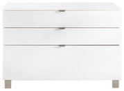 Weißes Sideboard mit drei Schubladen, frontale Ansicht