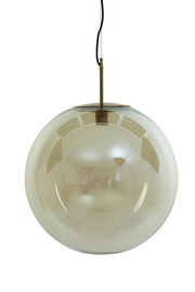 Hängeleuchte mit kugelförmigem, transparentem Schirm aus Glas, von vorne betrachtet.