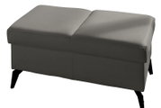 Grauer Hocker mit schwarzem Metallgestell, seitliche Perspektive