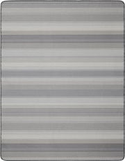 Graue gestreifte Wohndecke 150x200cm, Draufsicht