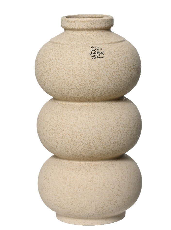 Decoris Vase Beigefarbene, dreistufige Vase aus Portugal, frontal abgebildet.