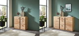 Zwei Ansichten eines modernen Holz-Sideboards in einem stilvoll eingerichteten Raum mit grüner Wand und großen Fenstern, aus der Perspektive von vorne.
