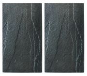 Zwei rechteckige Glasschneideplatten mit dunkler, steinähnlicher Oberfläche, von oben betrachtet.