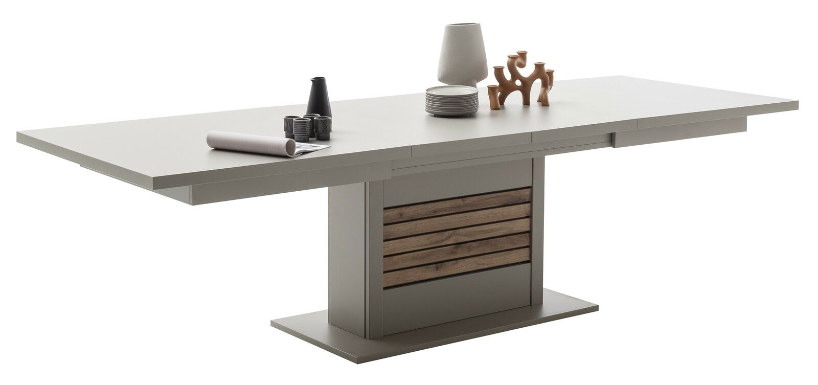 Moderner Esstisch mit rechteckiger Tischplatte und zentralem Standfuß, seitliche Perspektive