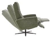Grüner Relax-Sessel in seitlicher Perspektive mit verstellbarer Rückenlehne und Fußstütze.