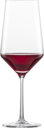 Bordeaux-roodwijnglas Pure, gevuld met rode wijn, in vooraanzicht