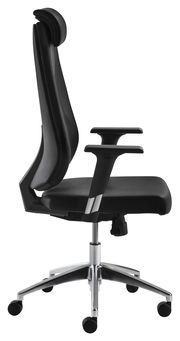 Seitliche Ansicht eines schwarzen Chefsessels mit verstellbaren Armlehnen und Kopfstütze auf einem fünfarmigen Rollfuß.