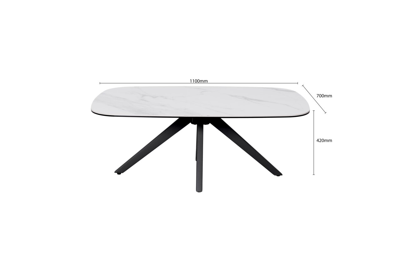 Moderner Couchtisch mit weißer Marmoroptik-Oberfläche und schwarzen Metallbeinen, seitliche Perspektive.