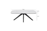 Moderner Couchtisch mit weißer Marmoroptik-Oberfläche und schwarzen Metallbeinen, seitliche Perspektive.