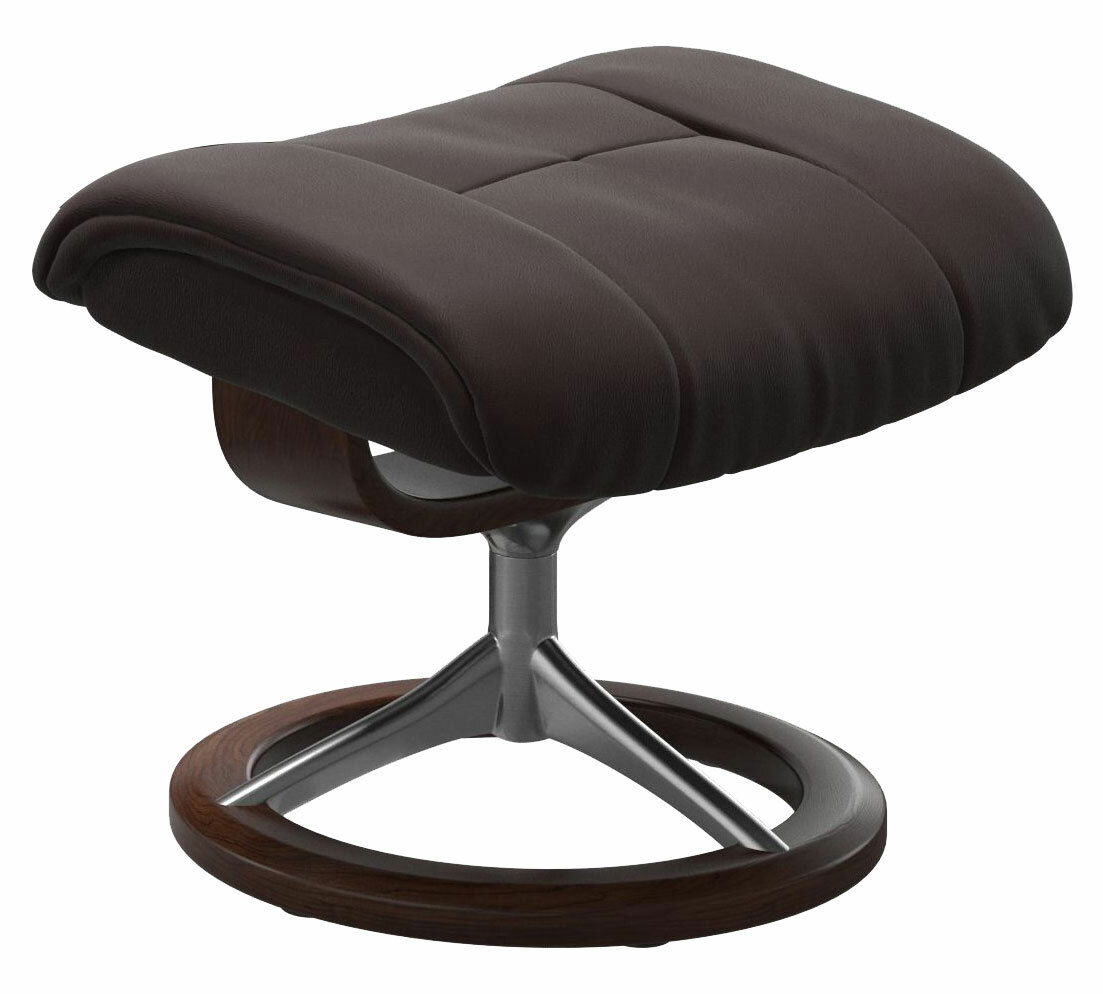 Moderner Hocker mit dunkelbraunem Polster und Metallgestell, seitliche Perspektive