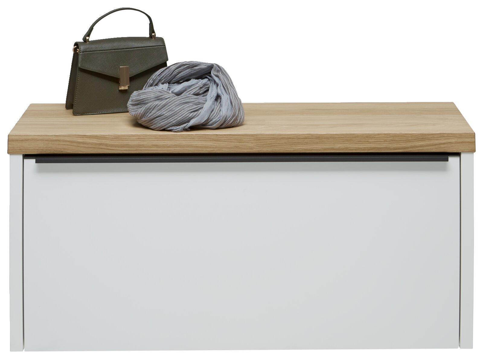 Hängeunterschrank mit weißer Front und Holzoberfläche, darauf eine graue Tasche und ein Schal, Frontalansicht