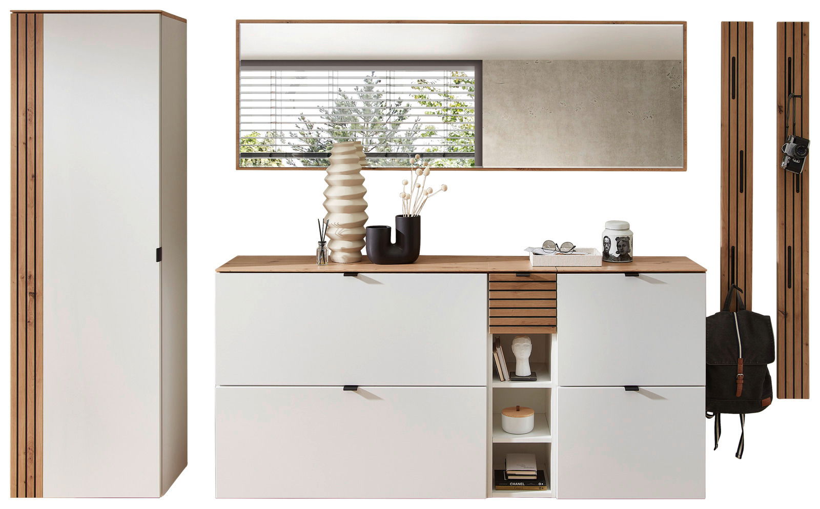 Voleo Garderoben-Set DIANA Garderoben-Set in Weiß mit Holzdetails, bestehend aus einem hohen Schrank, einer Kommode mit Dekoration und einem großen Spiegel. Frontale Perspektive.