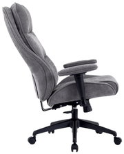 Grauer Homeoffice-Drehstuhl in Seitenansicht mit gepolsterter Rückenlehne und Armlehnen.