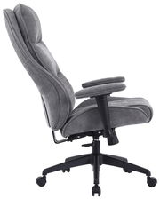 Grauer Homeoffice-Drehstuhl in Seitenansicht mit gepolsterter Rückenlehne und Armlehnen.