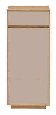 Kommode aus Holz mit zwei Schubladen, frontal fotografiert