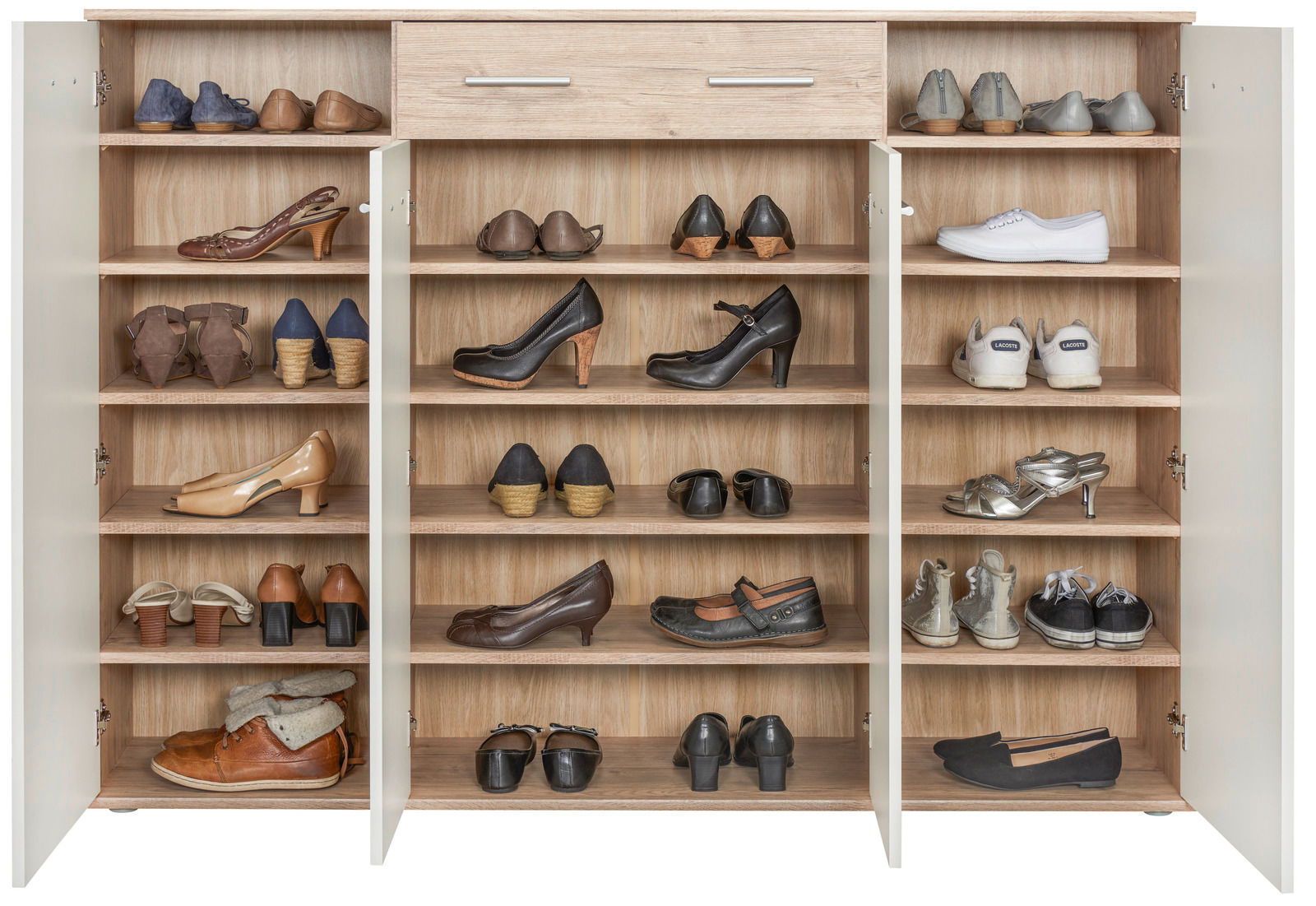 Großer XL-Schuhschrank mit offenen Türen, gefüllt mit verschiedenen Schuhen, aus der Frontalperspektive.