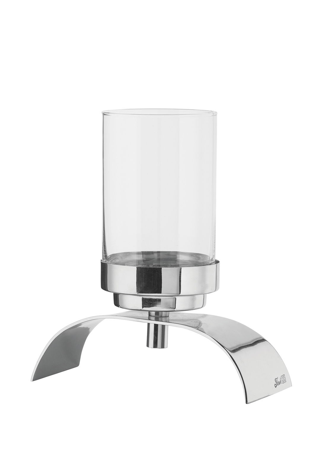 Moderner einflammiger Leuchter aus Metall mit gebogenem Standfuß und zylindrischem Glasaufsatz, seitliche Perspektive.