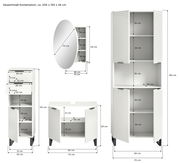 Badkombination mit Schränken und Spiegel, Frontansicht