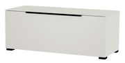 Weißes TV-Lowboard mit schwarzem Griff, frontale Perspektive