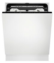 Vorderansicht eines offenen Einbaugeschirrspülers mit sichtbarem Bedienfeld und Innenraum.