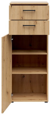 Holzkommode mit zwei Schubladen und einer offenen Tür, die den Innenraum mit zwei Regalböden zeigt, aus frontaler Perspektive.