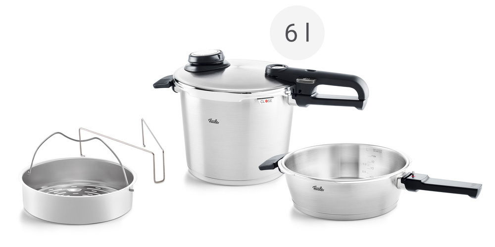 Set aus zwei Edelstahlkochtöpfen mit Deckel und Dampfgarer, seitliche Perspektive, 6 Liter Kapazität