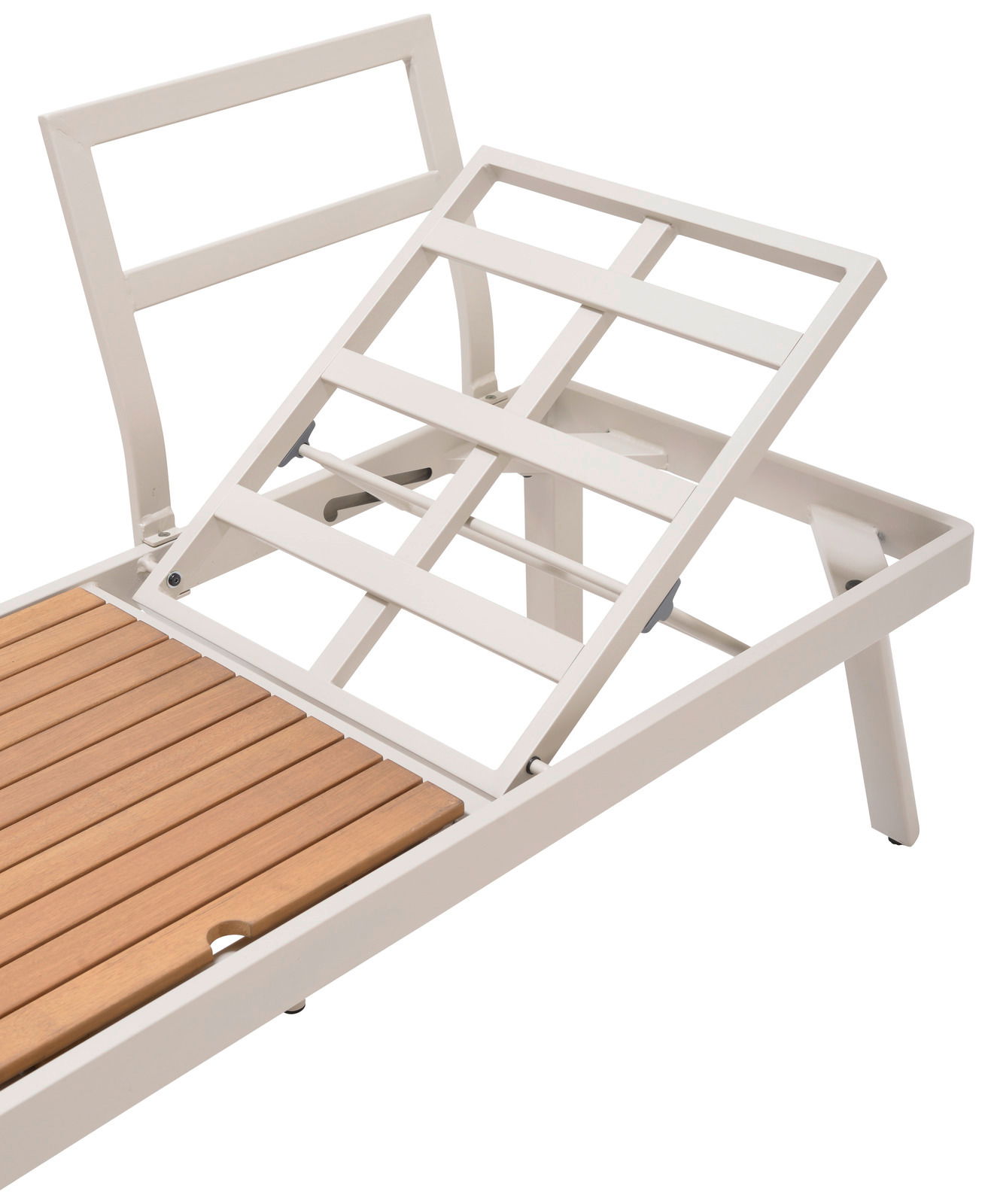 Detailansicht einer verstellbaren Lounge-Kombination mit weißem Metallrahmen und Holzlatten.
