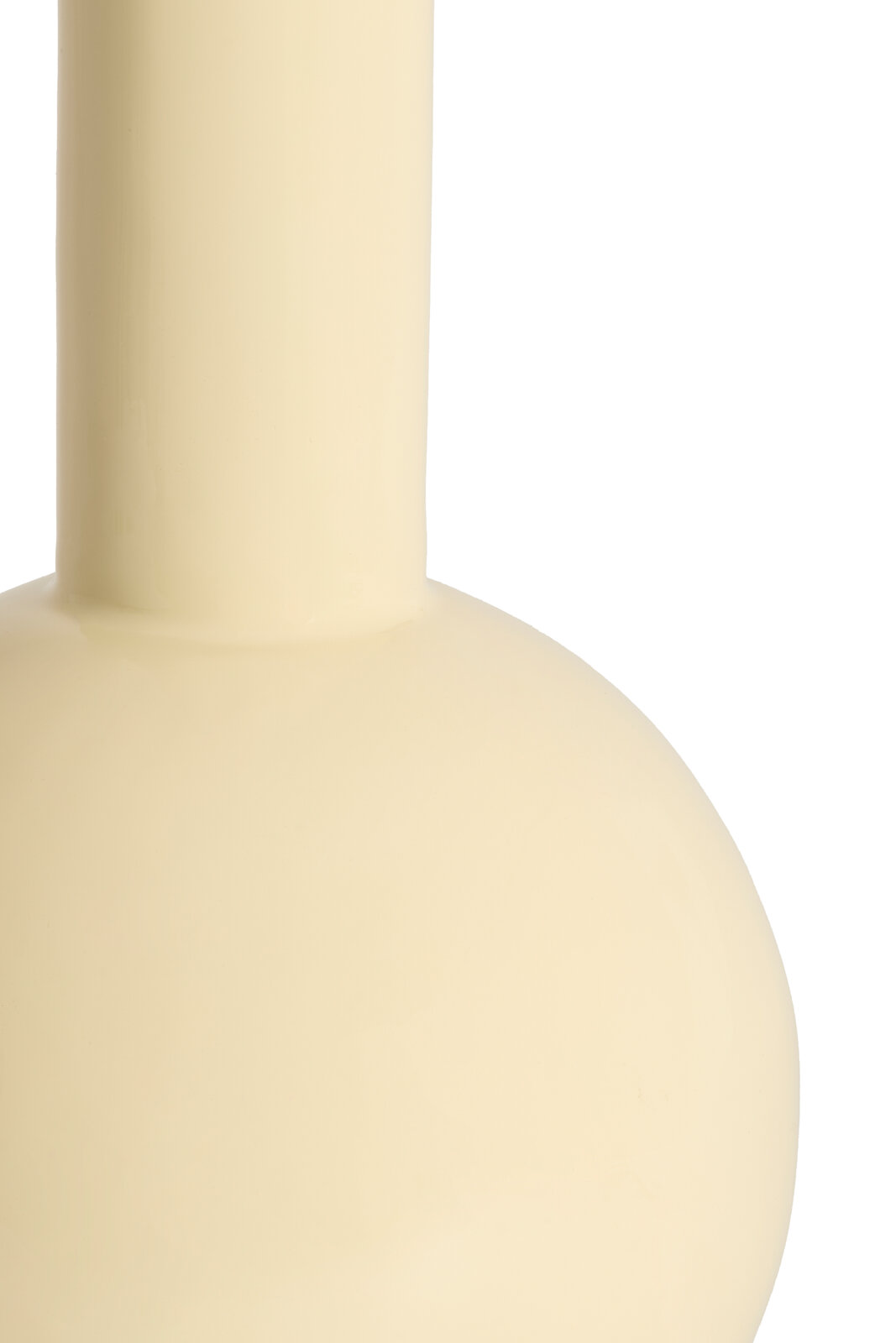 Nahaufnahme eines cremefarbenen Lampenfußes mit glatter Oberfläche.