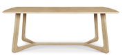 Moderne houten eettafel met gebogen poten, vooraanzicht