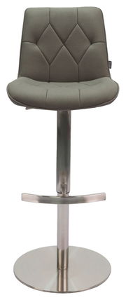 Frontansicht eines grauen Barhockers mit gepolsterter Rückenlehne und verchromtem Fußgestell.