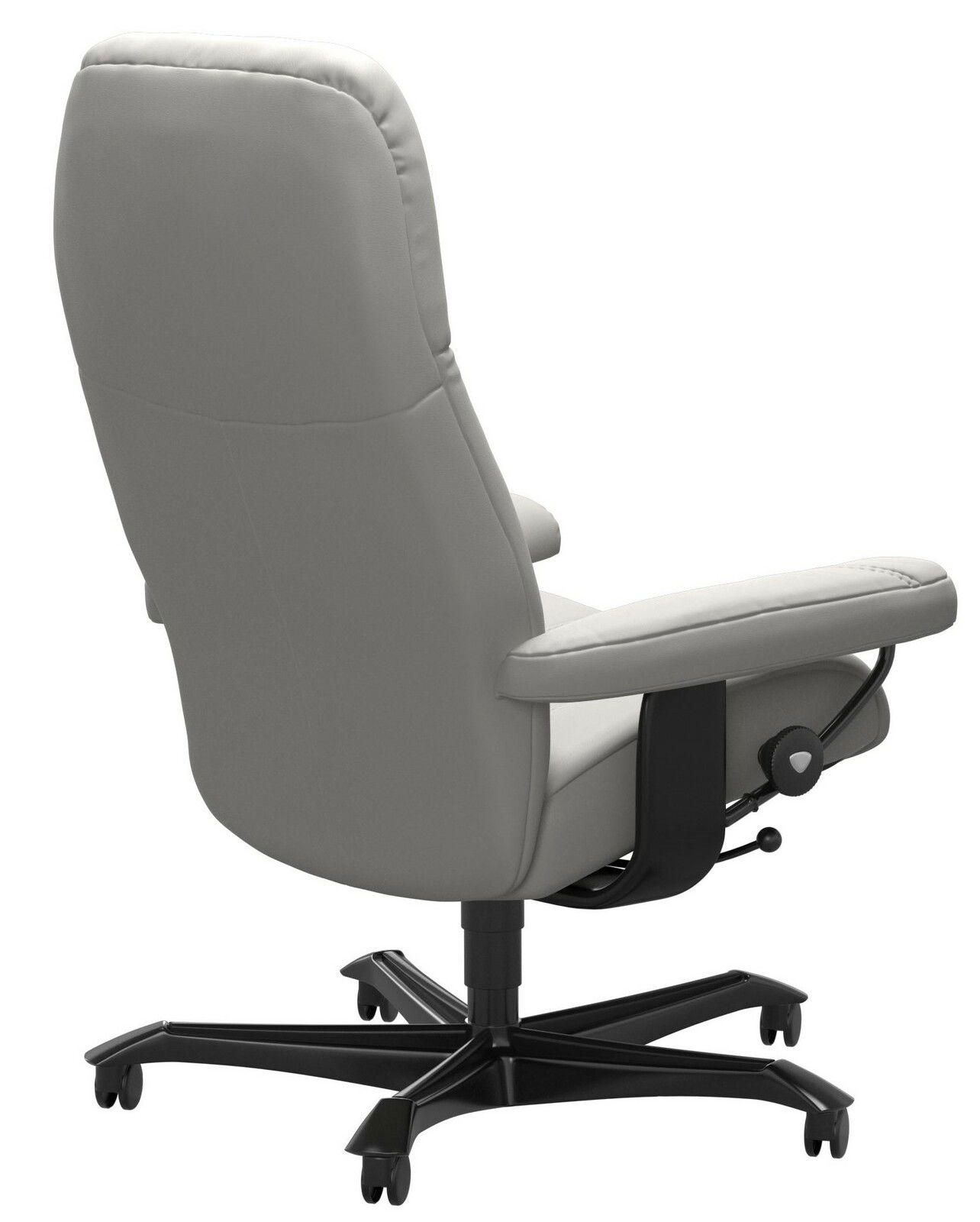 Rückansicht eines grauen Chefsessels mit Armlehnen und schwarzem Drehfuß auf Rollen.