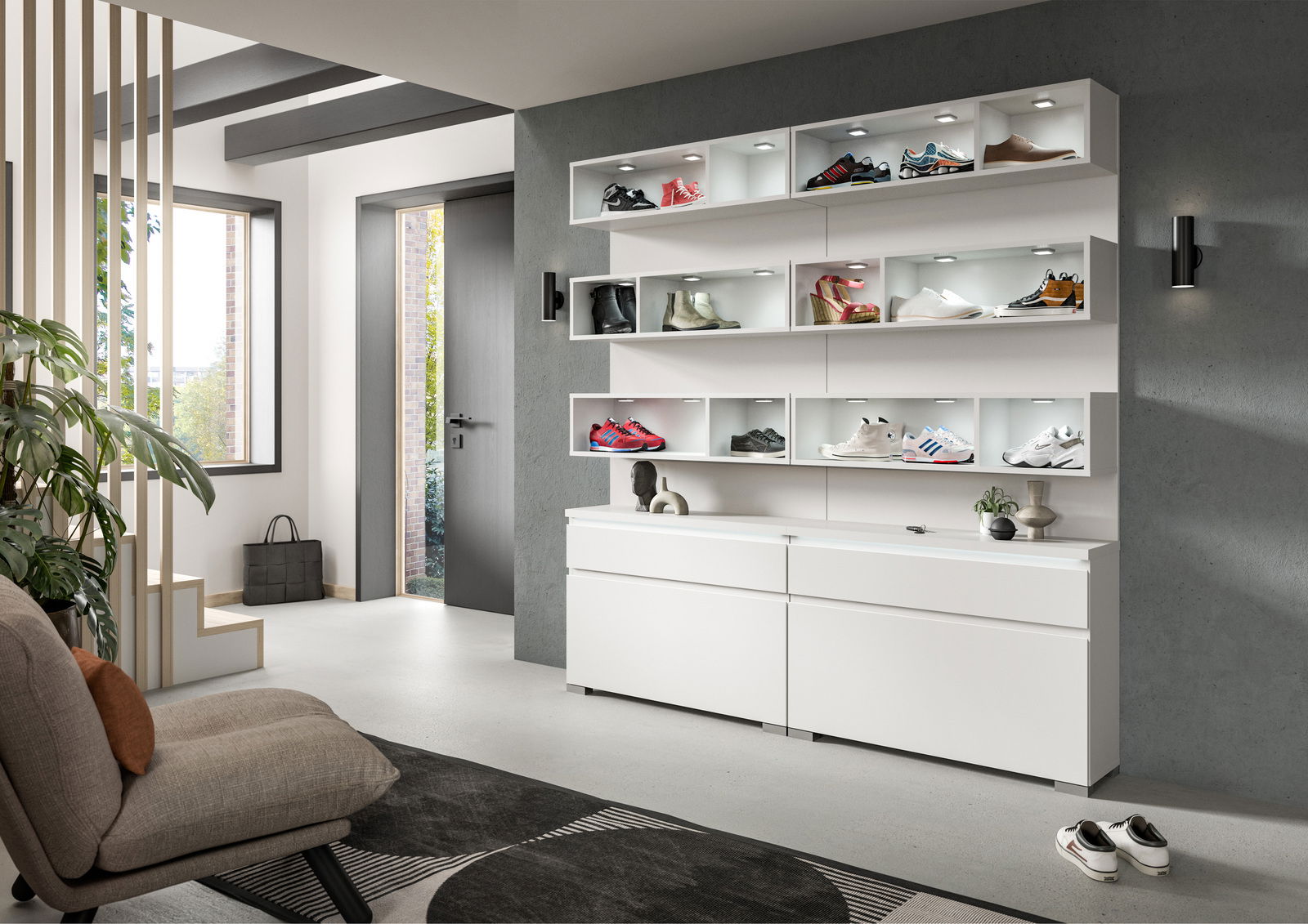 Moderner weißer Schuhschrank mit mehreren offenen Fächern, die verschiedene Schuhe präsentieren, in einem stilvollen Eingangsbereich. Perspektive von schräg vorne.