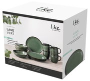 Frontalansicht eines 12-teiligen Frühstückssets 'Lave Vert' von Villeroy & Boch, bestehend aus grünen Tellern, Tassen und Schalen.