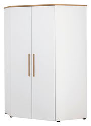 Weißer Eck-Kleiderschrank mit Holzakzenten, frontal und leicht seitlich fotografiert.