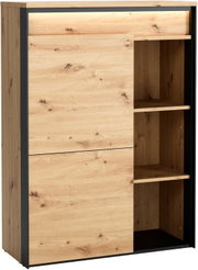 Moderner Hochschrank in natürlicher Holzoptik mit schwarzem Rahmen, zwei grifflosen Türen und drei offenen Regalfächern, frontal aus leicht erhöhter Perspektive dargestellt