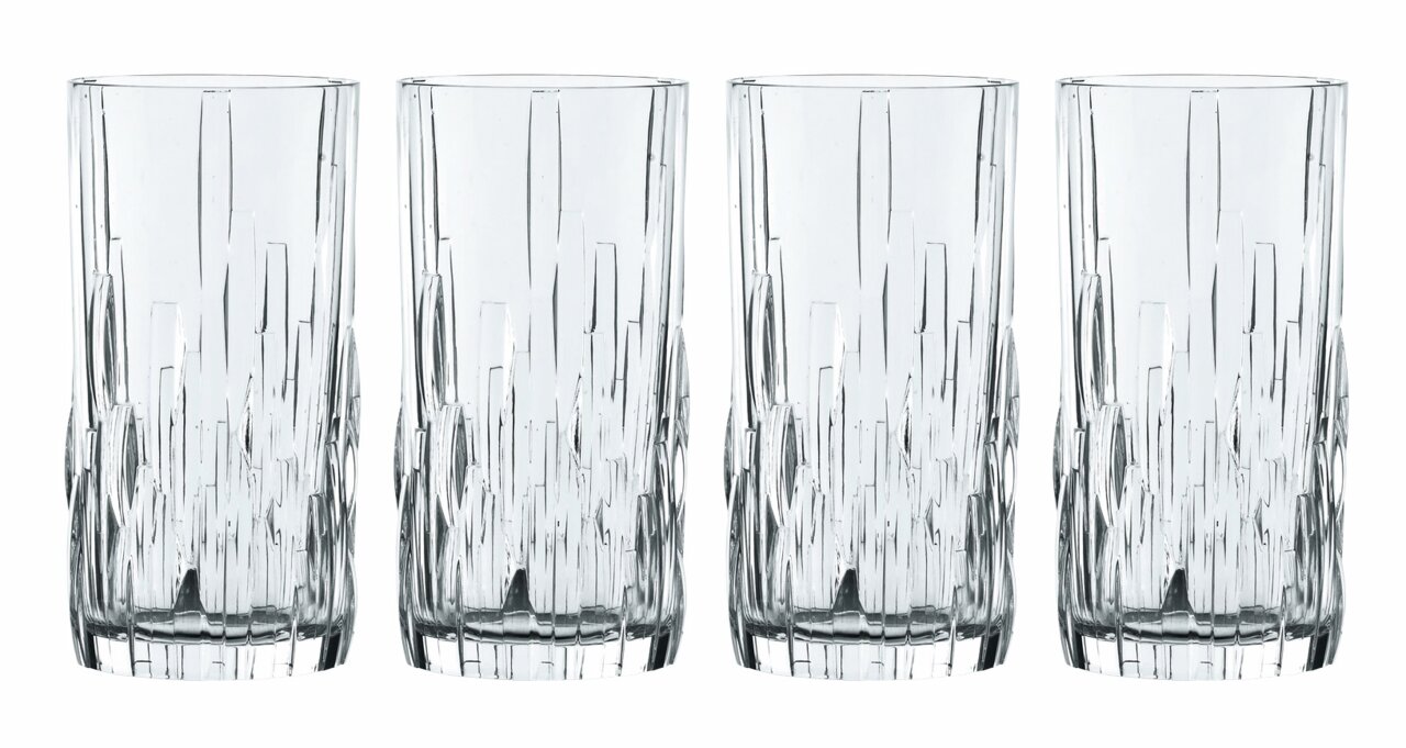 Vier Longdrinkbecher Shu Fa mit elegantem, vertikalem Schliffmuster, frontal abgebildet.