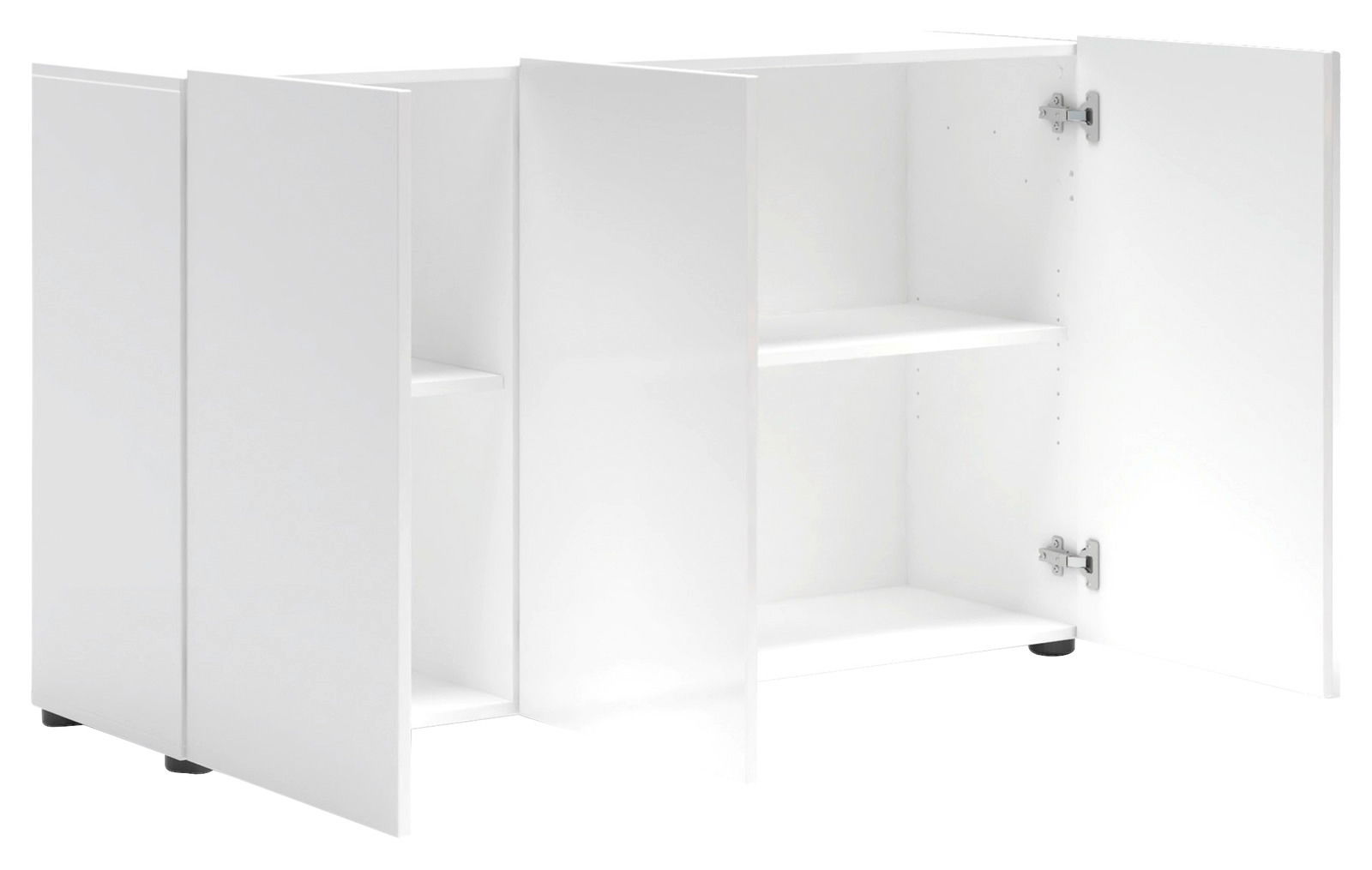 Weiße Kommode mit zwei offenen Türen, die von vorne leicht schräg fotografiert wurde, zeigt Innenregale.